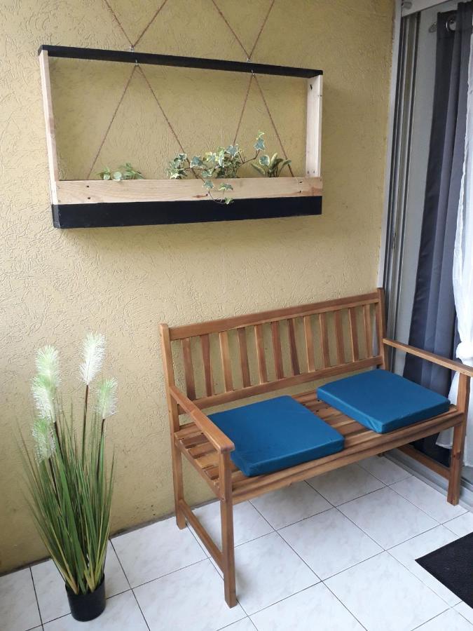 Le Venizio - Classe 2 Etoiles - T2 Climatise, Avec Terrasse, Parking, Pret De Velos, 10 Minutes A Pied Gare Et Centre Ville Сет Экстерьер фото